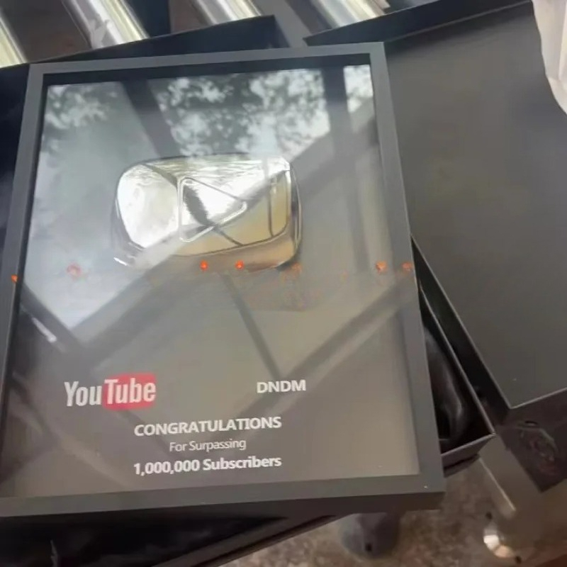 YouTube and Bilibili Game Butt - đánh giá và giá Esports Gaming Trophy